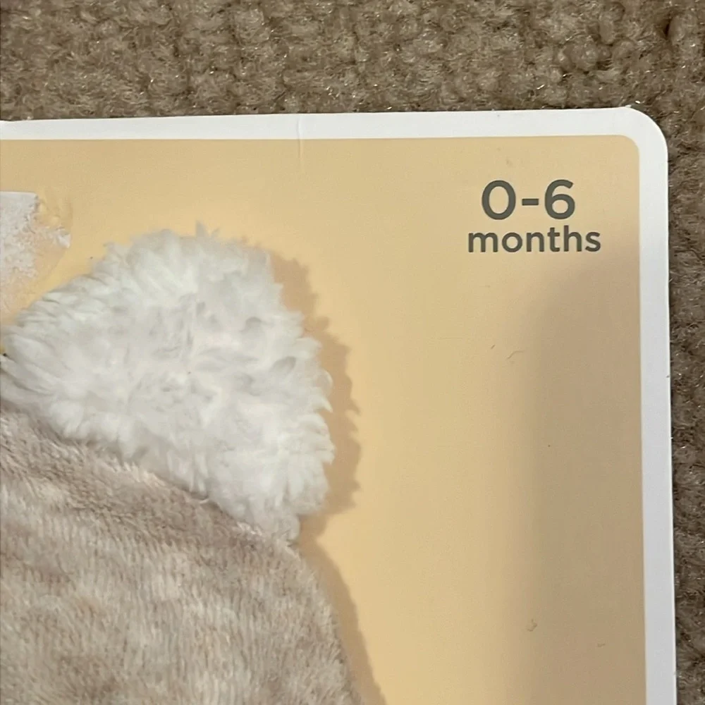 NWT First Impressions Baby Velour Bear Hat and Bootie Set, 0-6mo